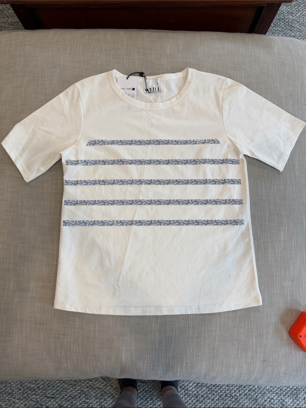 Weill Gaffa Ecru White Short-Sleeve Tee with Blue Stripe Detail